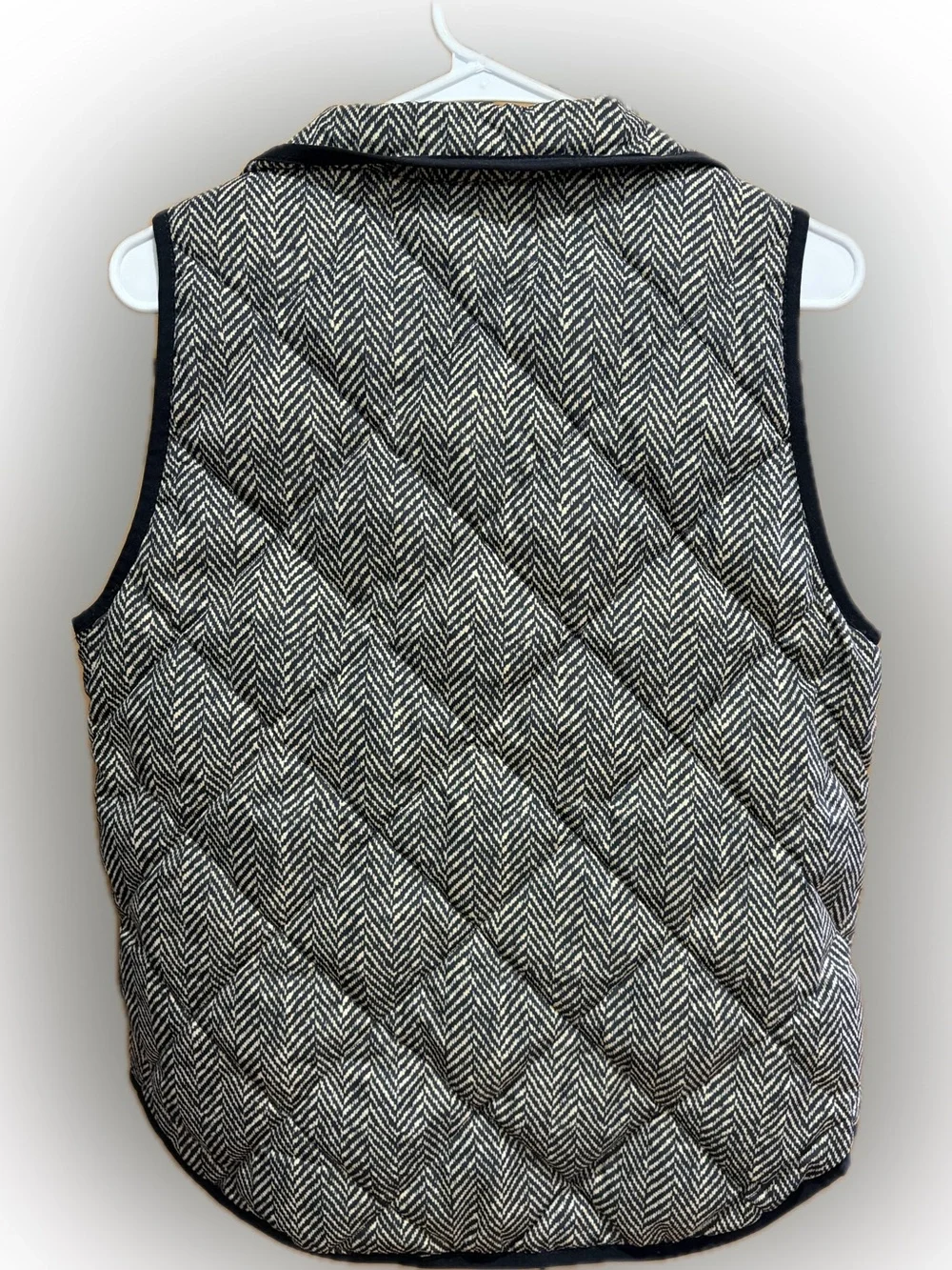 J. Crew Black & Cream Herringbone Quilted Vest S
